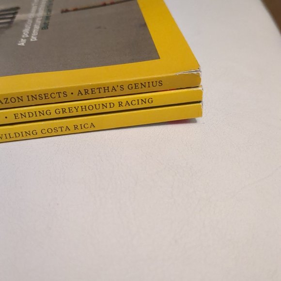 National geographics three magazines in perfect shape - Picture 6 of 6